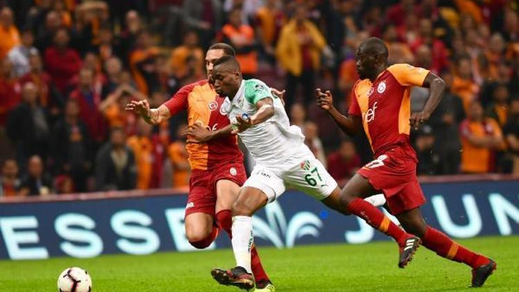 Bursaspor cuma günü oynadığı maçlarda zorlanıyor