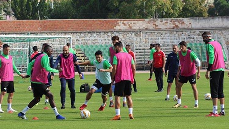 Akhisarsporda Sevilla maçı hazırlıkları sürüyor