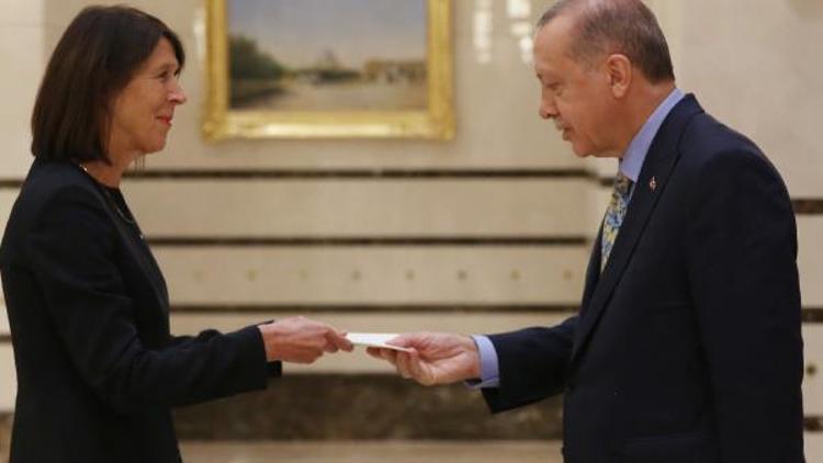 Cumhurbaşkanı Erdoğana, Hollanda Büyükelçisi Marjanne De Kwaastenietten güven mektubu
