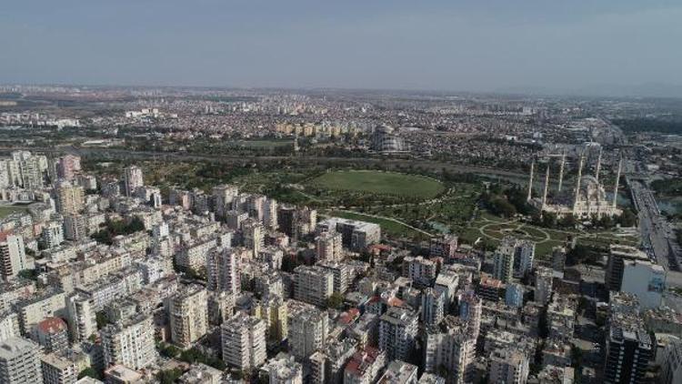 Adana, enerjisini güneşten alıyor