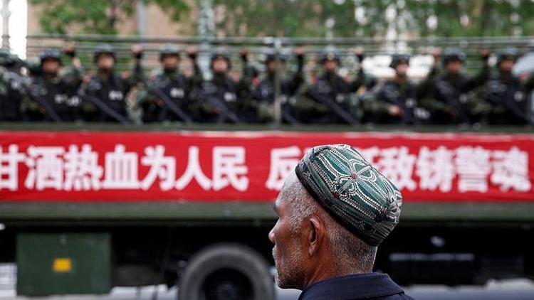Çinde Uygur Türklerinin tutulduğu kamplar cephanelik gibi