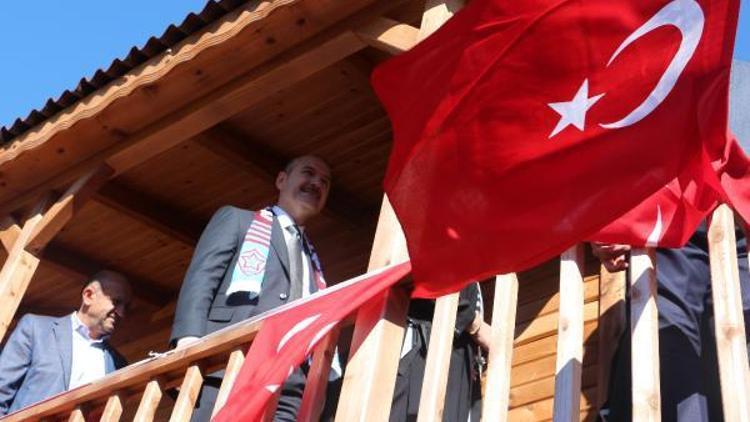 Bakan Soylu: Türkiye göçü önlemeyi değil, yönetmeyi tercih etmiştir (2)