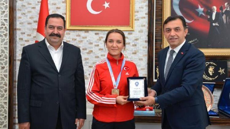 Polis Gücü sporcusu Türkiye şampiyonu