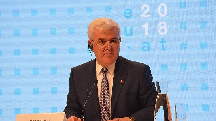 Arnavutluk İçişleri Bakanı istifa etti