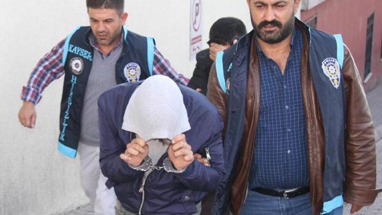 İstanbuldan gelip 10 günde 12 ev soyan hırsızlar, tutuklandı