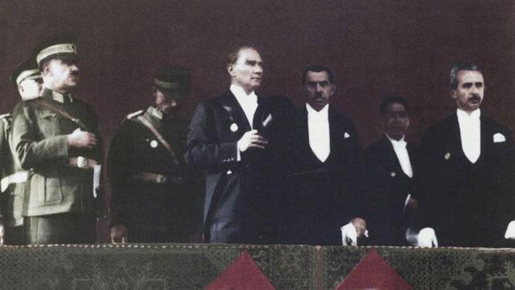 İlber Ortaylı: Atatürk’ün hayalindeki ülke beynelminel kültürü benimseyen bir Türkiye
