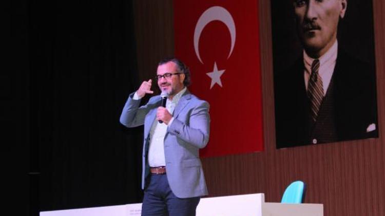 Kumlucada öğrenciler ve velilere konferans