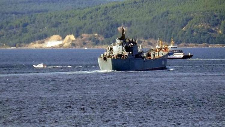 Rus savaş gemisi, Çanakkale Boğazından geçti