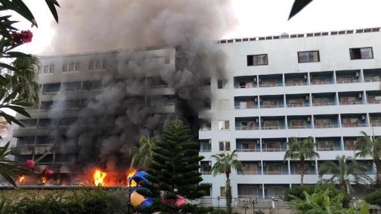 Alanyada 4 yıldızlı otelde yangın