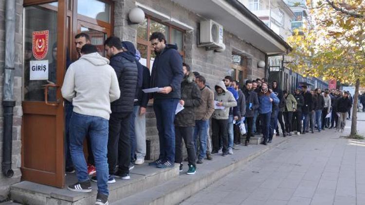 Ankarada bedelli askerlik kuyruğu