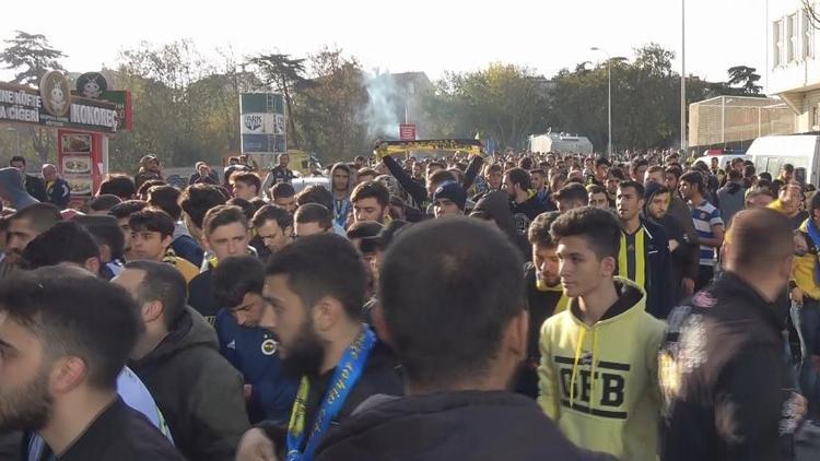 Fenerbahçe taraftarı Kadıköy’de toplanıyor