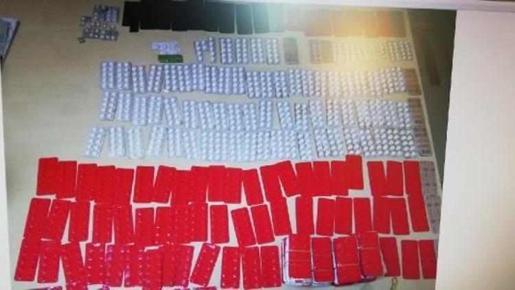 Vanda 26 bin tablet kaçak ilaç ele geçirildi
