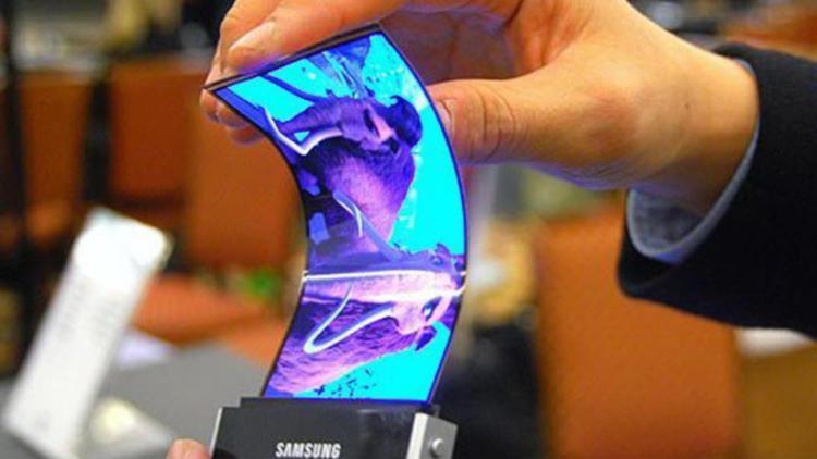 Samsungun katlanabilir telefonu Galaxy X sonunda geliyor