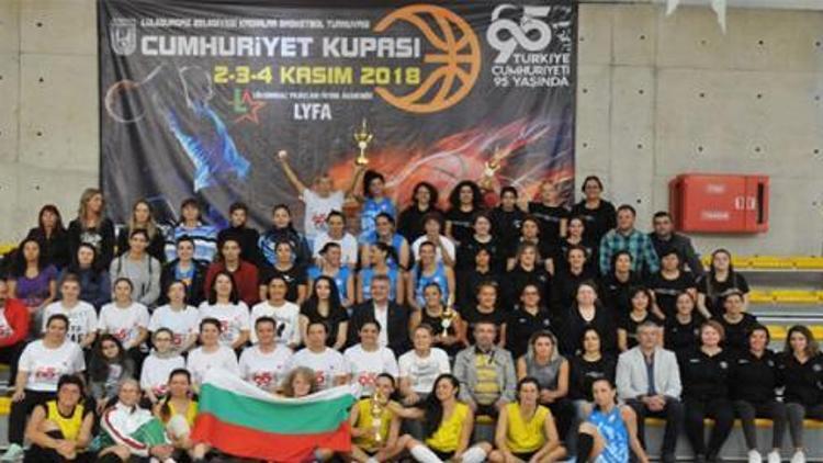 Basketbol turnuvasını Plovdiv takımı kazandı