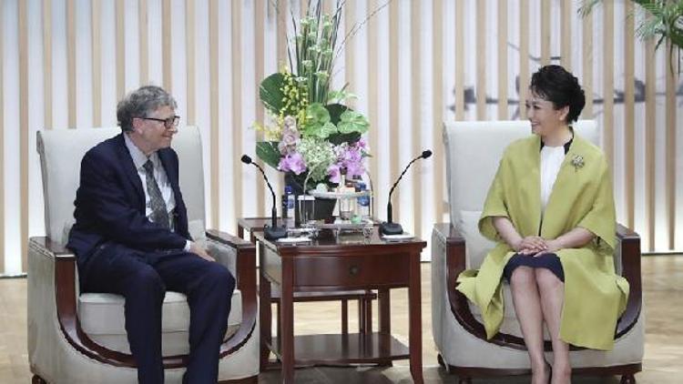 Peng Liyuan, Bill Gates ile görüştü