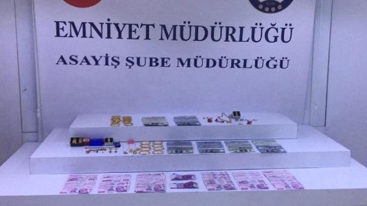 Ek fotoğraf//İstanbulda hırsızlık operasyonu: 8 kişi yakalandı