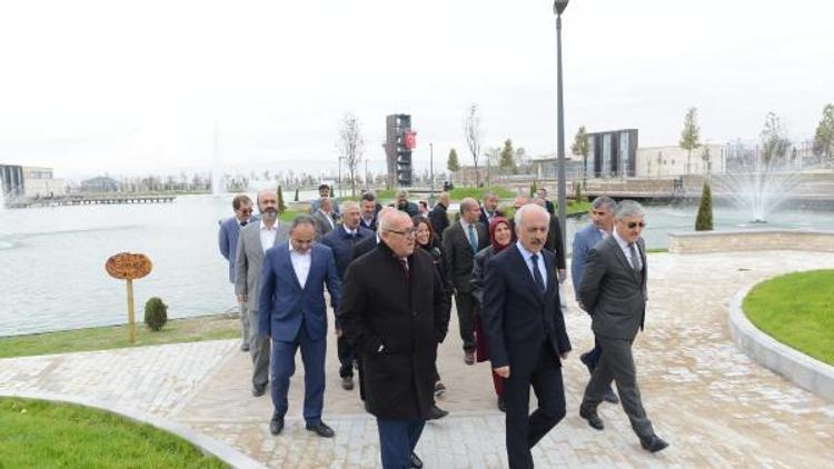 Çorumda 50 milyon TLlik Kentpark projesi tamamlandı