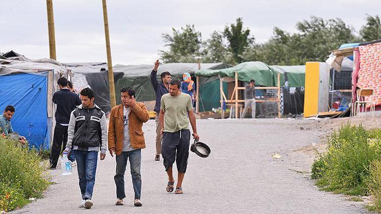 Fransada sınır dışı edilen göçmen sayısında yüzde 20 artış