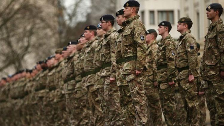 İngiltere Ordusu asker ithal edecek