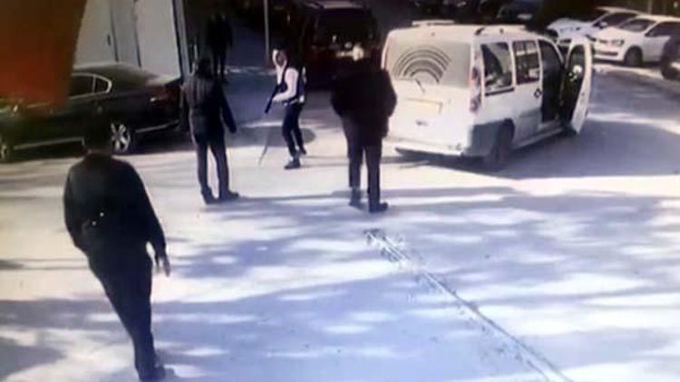 Ankarada, otopark ücreti isteyen kişiye pompalı tüfek doğrulttu
