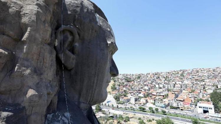 Atatürk maskı adına yakışır hale geldi
