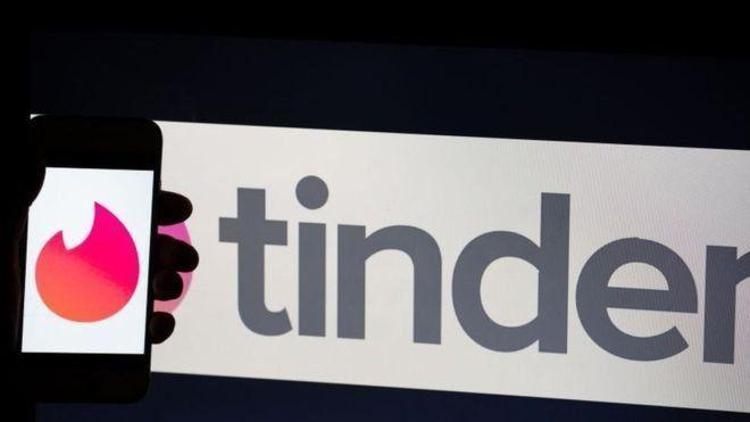 Tinderda şansını artırmak için yaşını 20 yıl küçültmek istedi