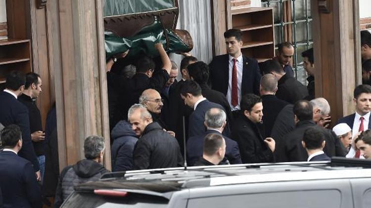 Cumhurbaşkanı Erdoğan cuma namazını Üsküdarda kıldı