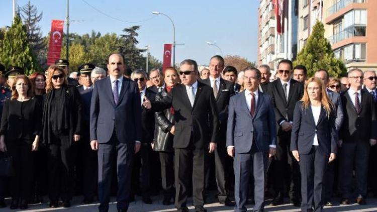 Anma töreni gecikince Vali görevden alın talimatı verdi