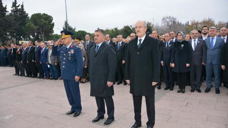 Balıkesirde Atatürk anıldı