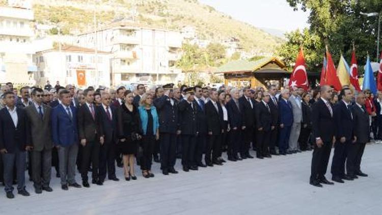 Atatürk, Finikede törenle anıldı