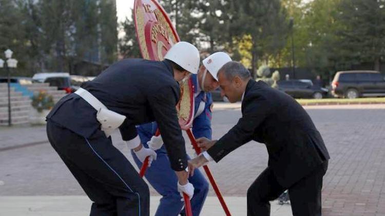 Atatürk, Bingöl ve Diyarbakırda anıldı (2)