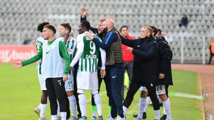 Giresunspor, Karabüksporu rahat geçti