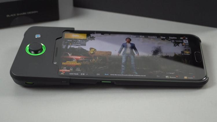 Oyuncu telefonu Xiaomi Black Shark satışa çıkıyor