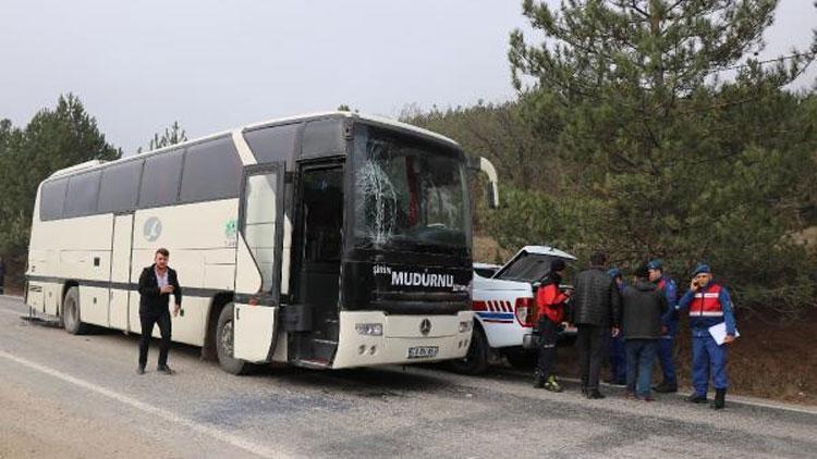 Öğrencileri fuara götüren otobüsler çarpıştı: 11 yaralı