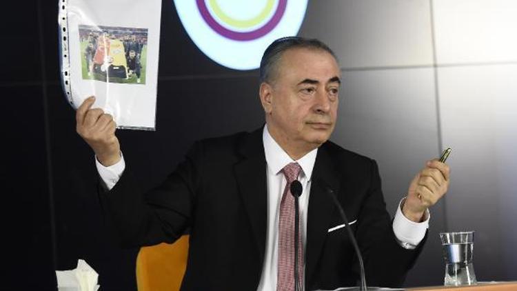 Galatasaray Başkanı Mustafa Cengiz basın toplantısı düzenledi (EK FOTOĞRAFLAR)