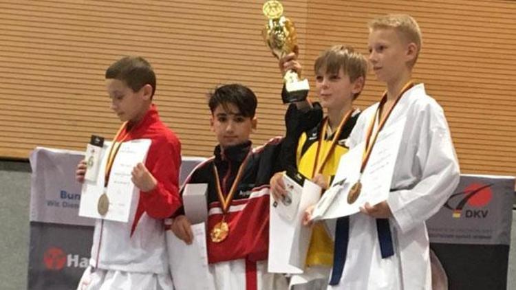 Gurbetçi karateci Almanya şampiyonu oldu