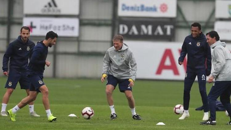 Fenerbahçede Trabzonspor maçı hazırlıkları başladı
