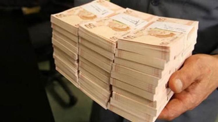 Hazine 1 milyar 138,1 milyon lira borçlandı