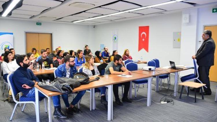 Adanada Yeni Nesil Gazetecilik eğitimi