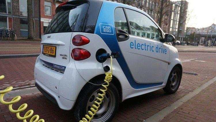 Almanya elektrikli otomobil bataryası üretimi için 1 milyar avro ayırdı