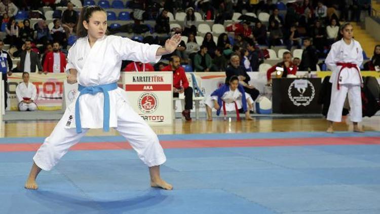 Türkiye Karate Şampiyonası Rize’de başladı