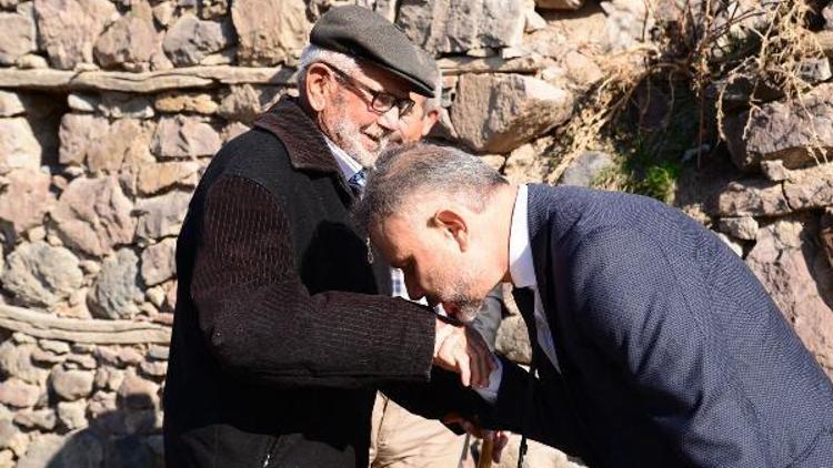 Başkan Ertürkten köylere ziyaret