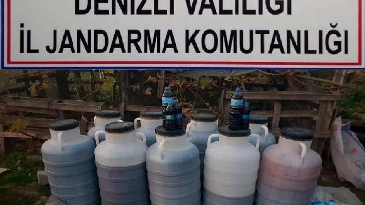 Evde kaçak üretilen 750 litre  şarap ele geçirildi