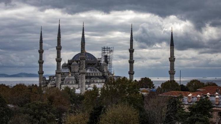 Sultanahmet Camiinin şaşırtan görüntüsü