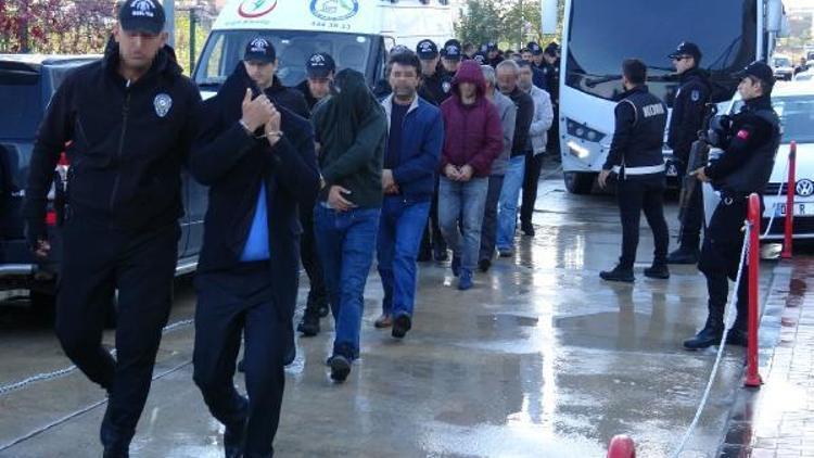 28 FETÖ şüphelisi eski polis adliyeye sevk edildi