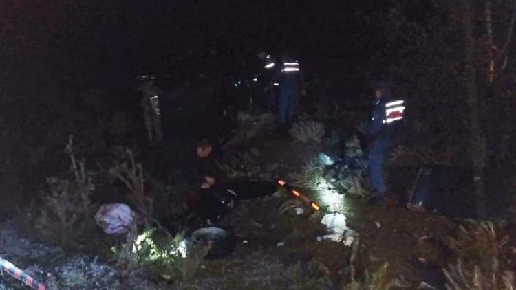 Denizlide otomobil takla attı: 1 ölü, 5 yaralı