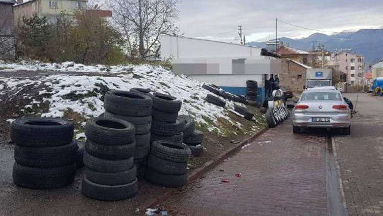 Suşehri ilçesinde lastikçilerde kış yoğunluğu