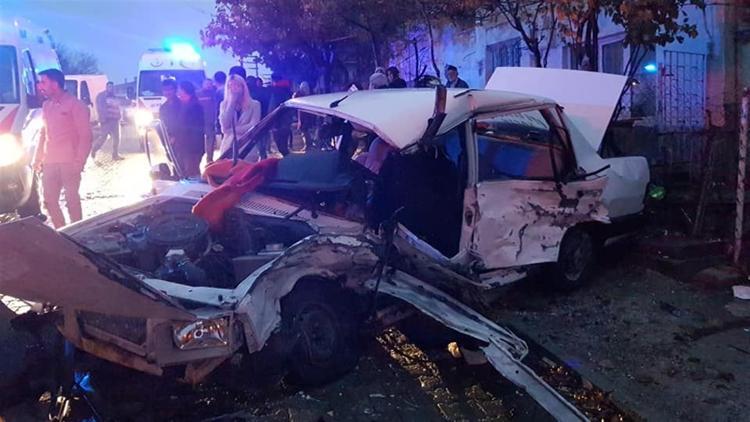 Eskişehirde korkunç kaza: 2 ölü, 5 yaralı