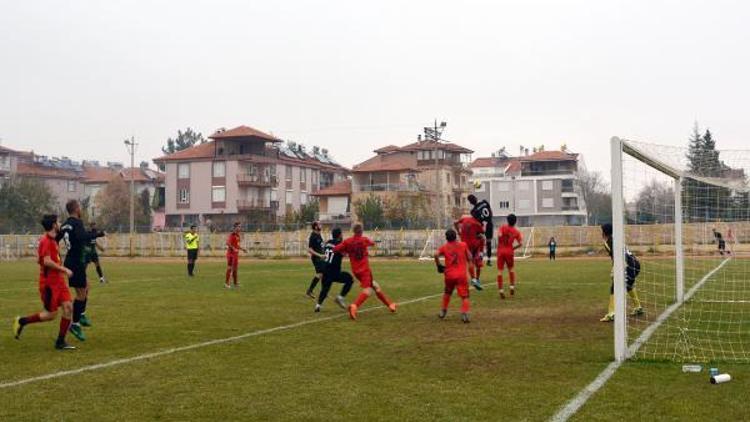 Korkuteli sahasında farklı kazandı