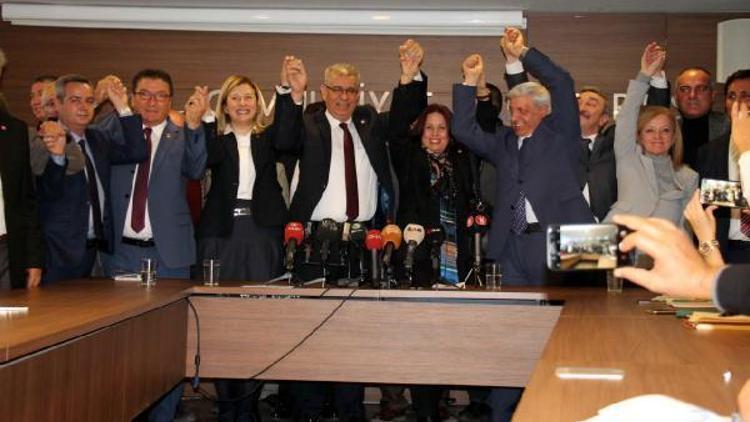 CHP, Bursada 9 ilçe belediye başkanı adayını tanıttı
